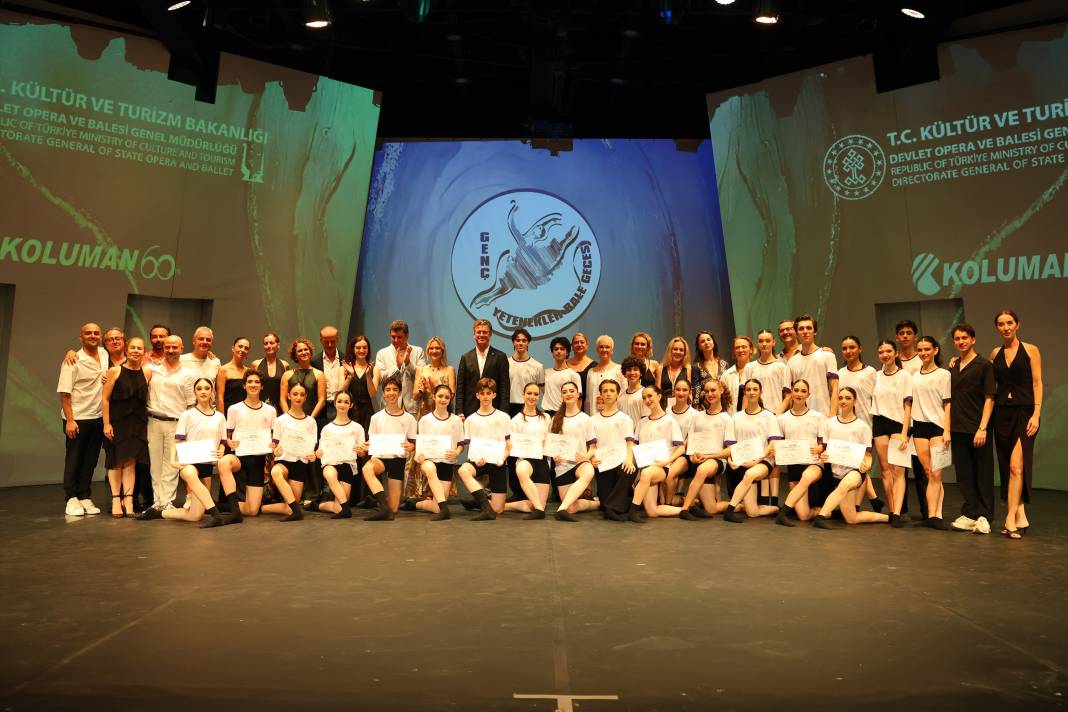 Kuğu Gölü ile festivalin perdesi açıldı 5